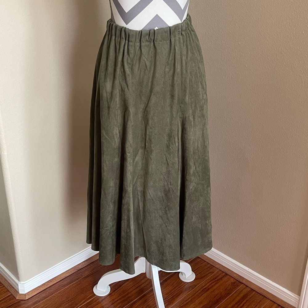 Coldwater Creek Olive Green Maxi Skirt - Elastic Waist - Size: 1X